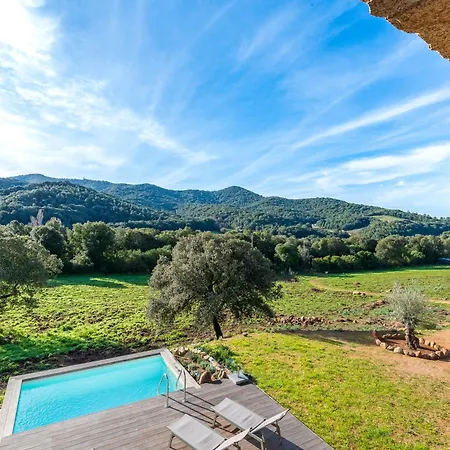A Casetta Rossa Bergerie A 15 Min Du Centre D Ajaccio Et 15 Min Des Plages De Porticcio