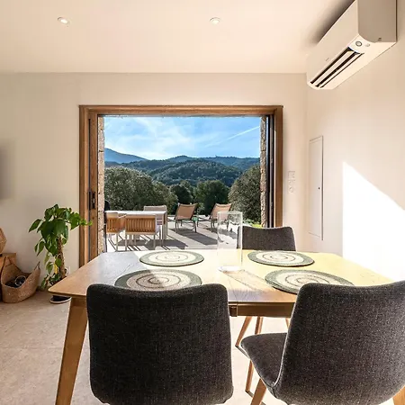 A Casetta Rossa Bergerie A 15 Min Du Centre D Ajaccio Et 15 Min Des Plages De Porticcio Ocana