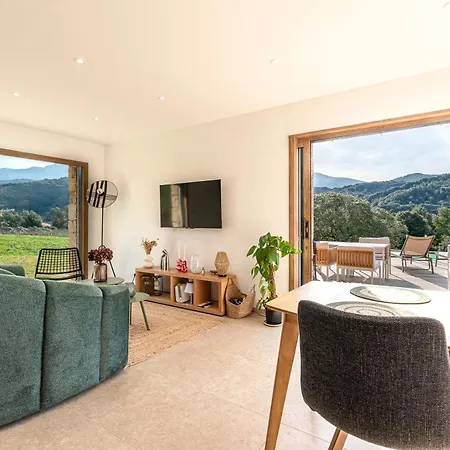 Hébergement de vacances A Casetta Rossa Bergerie A 15 Min Du Centre D Ajaccio Et 15 Min Des Plages De Porticcio Ocana