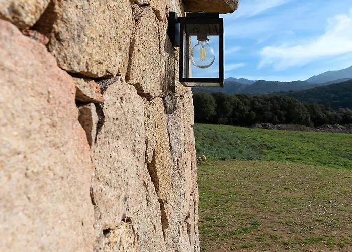 Semesterbostad A Casetta Rossa Bergerie A 15 Min Du Centre D Ajaccio Et 15 Min Des Plages De Porticcio Ocana