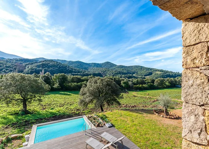 A Casetta Rossa Bergerie A 15 Min Du Centre D Ajaccio Et 15 Min Des Plages De Porticcio