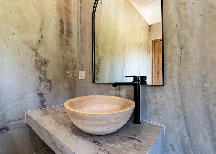 A Casetta Rossa Bergerie A 15 Min Du Centre D Ajaccio Et 15 Min Des Plages De Porticcio Semesterbostad Ocana